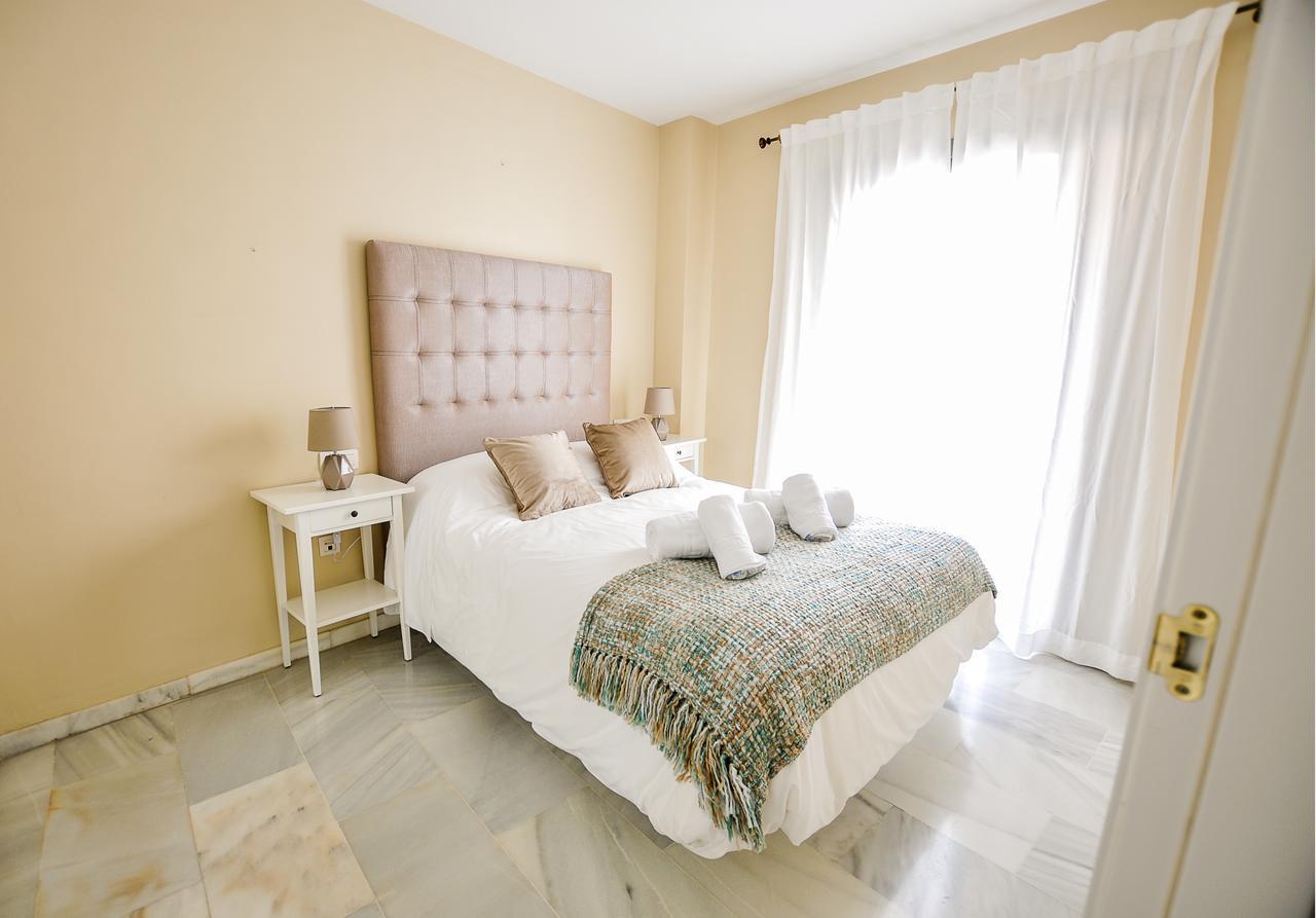 Апартаменти Acogedor Apartamento Junto A Calle Larios By Renthas Малага Екстер'єр фото