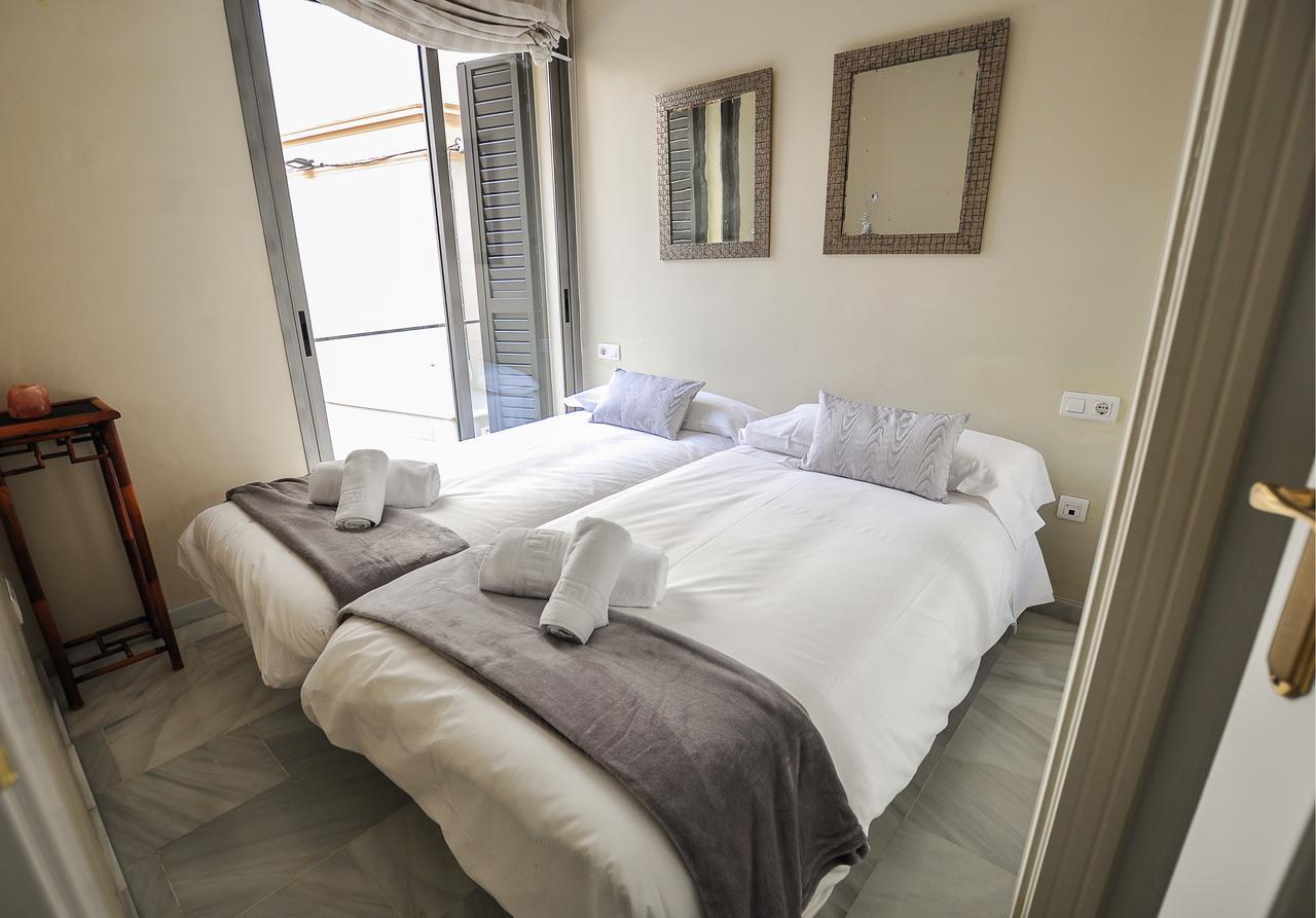 Апартаменти Acogedor Apartamento Junto A Calle Larios By Renthas Малага Екстер'єр фото