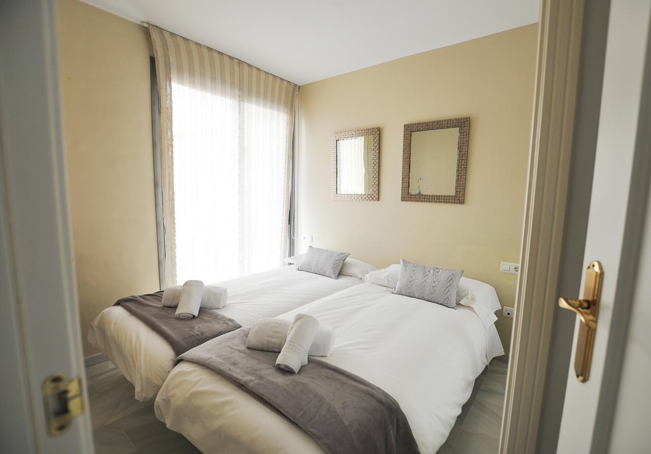 Апартаменти Acogedor Apartamento Junto A Calle Larios By Renthas Малага Екстер'єр фото