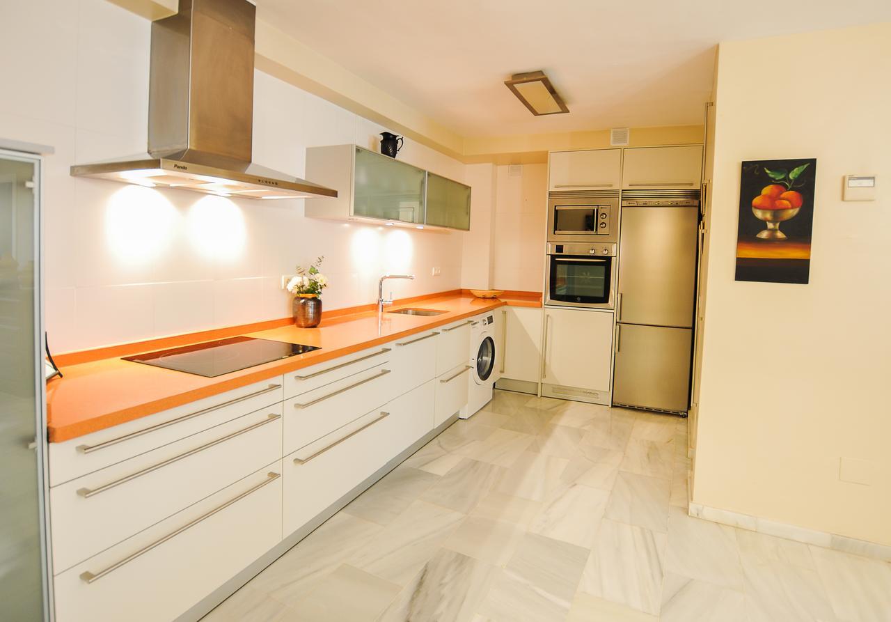 Апартаменти Acogedor Apartamento Junto A Calle Larios By Renthas Малага Екстер'єр фото